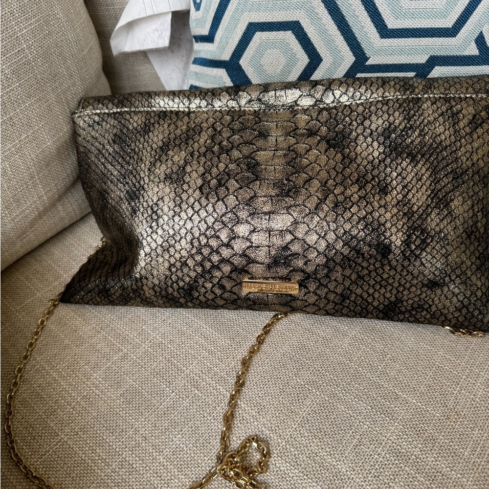 Urban expressions clutch crossbody bag - Picture 2 of 7